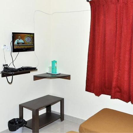 Maple Inn Budget Hotel 班加罗尔 外观 照片